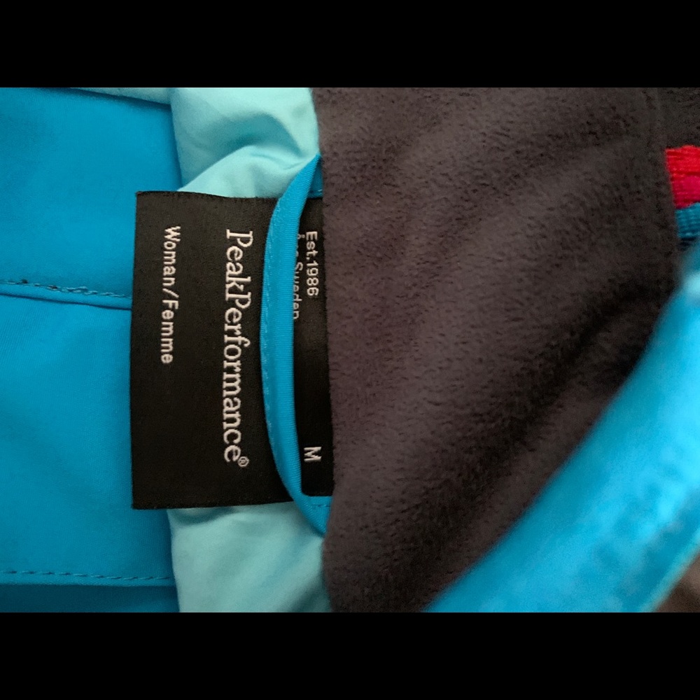 Peak performance ski outfit